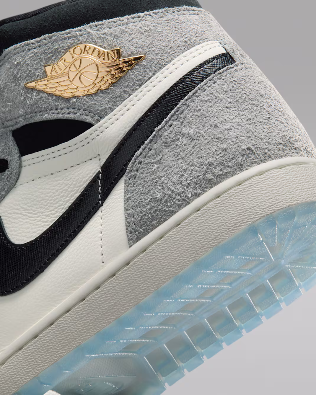Nike Air Jordan 1 Retro High OG - View image 7